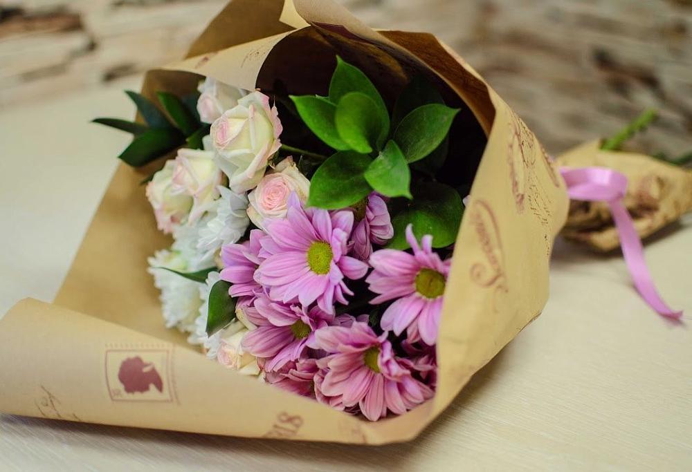 Букет цветов из: Розы и Хризантемы в Ботлихе