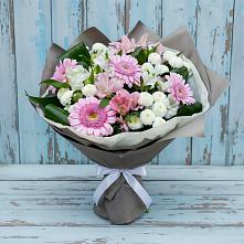 Букет цветов из:  Герберы, Альстромерии и Хризантемы в Ботлихе