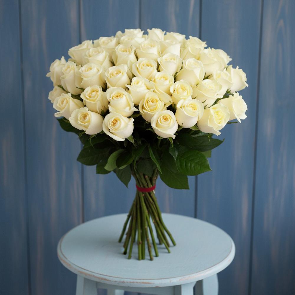 Букет 51 Белая роза Эдлесс Лав в Ботлихе