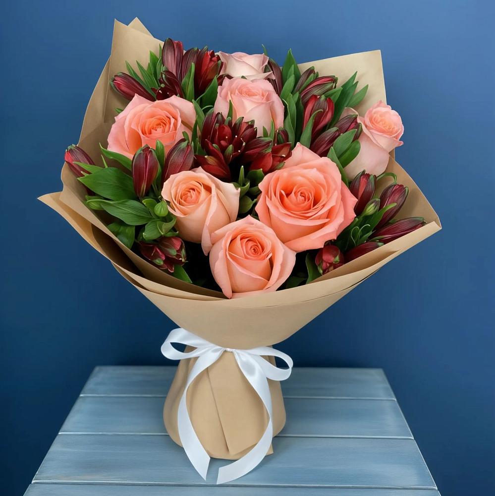 Букет цветов из: Розы и Альстромерии в Ботлихе