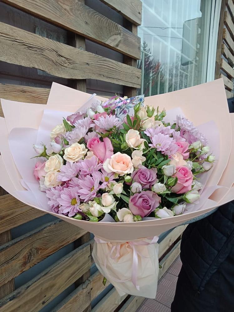 Букет цветов из: Розы и Хризантемы в Ботлихе