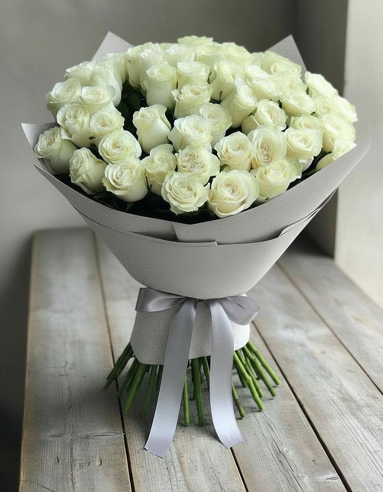 Букет 35 Белых роз в Ботлихе