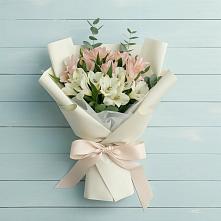 Букет цветов из:  Альстромерии в Ботлихе