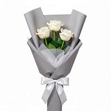 Букет 3 белые розы #REPLACE_PRED# Ботлихе