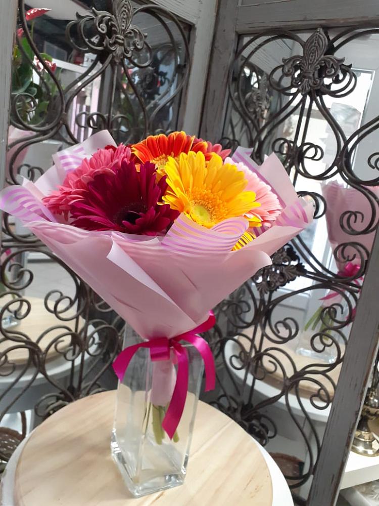 Букет цветов из: Герберы в Ботлихе