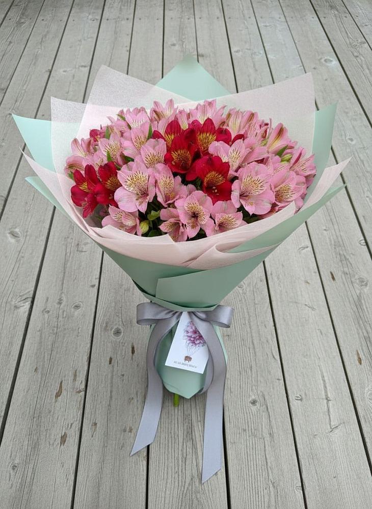 Букет цветов из: Альстромерии в Ботлихе