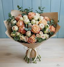 Букет цветов из:  Альстромерии и Розы в Ботлихе