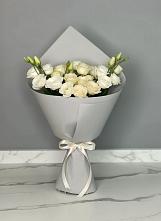 Букет цветов из:  Розы и Лизиантусы в Ботлихе